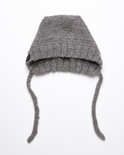 Load image into Gallery viewer, Medium grey alpaca wool bonnet