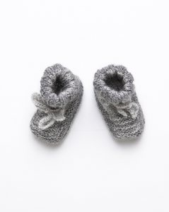 Dark grey striped baby boots