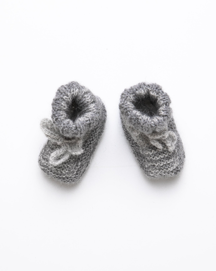 Dark grey striped baby boots